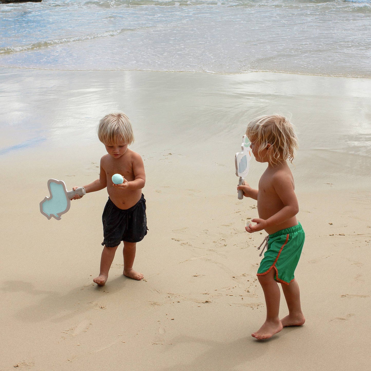 Kids Velcro Beach Bats Sid the Seagull Blue Stripe