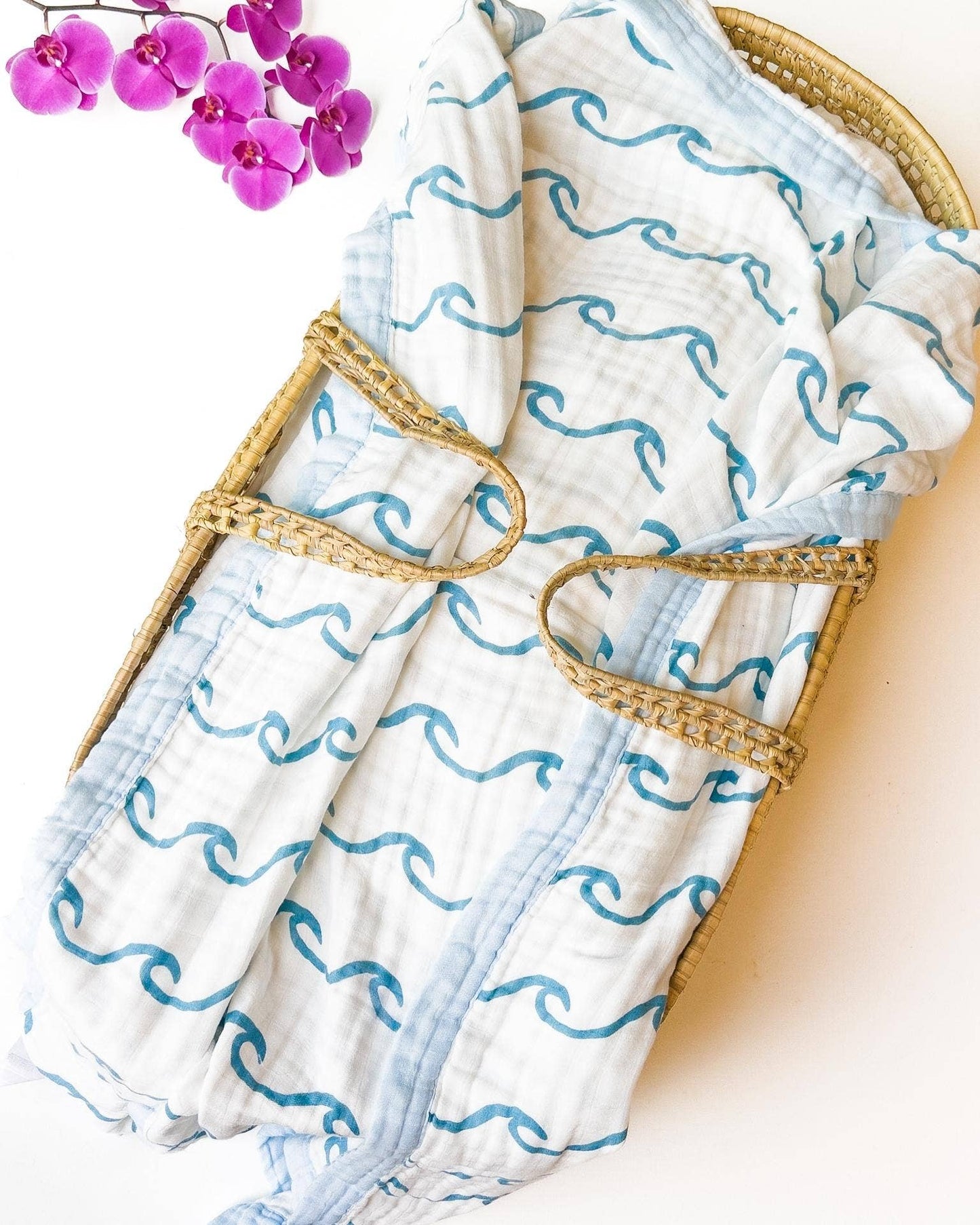 Endless Wave – Blue Trim | 6-Layer Organic Bamboo Muslin Baby Blanket