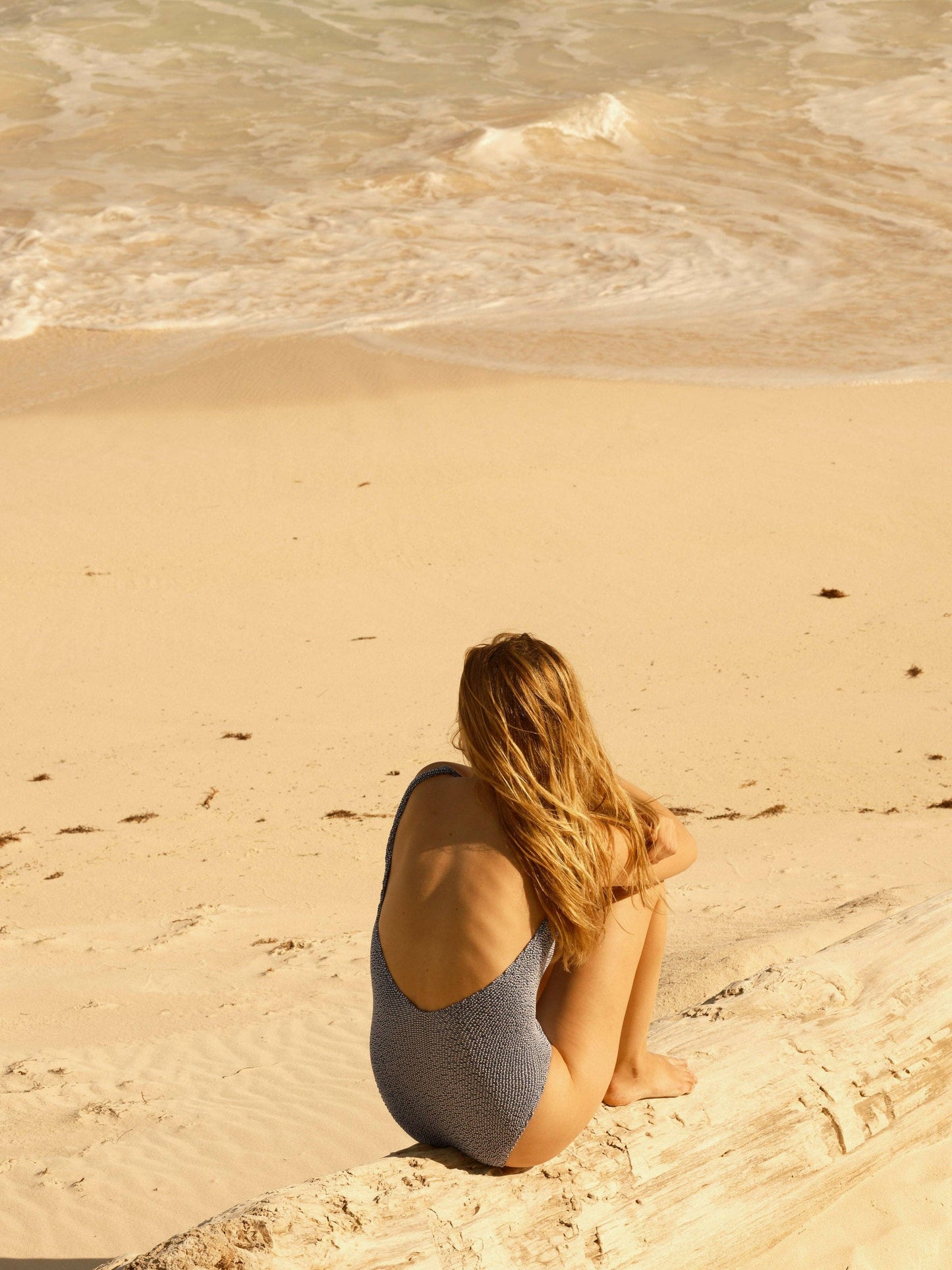 Ripple One Piece: Blue Static / OS