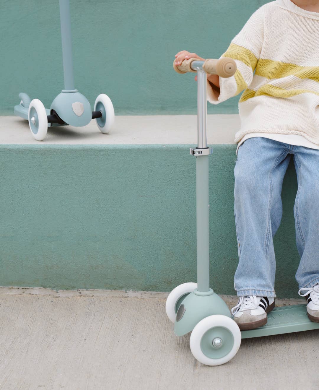 Banwood Inc - ECO SCOOTER - CLAY