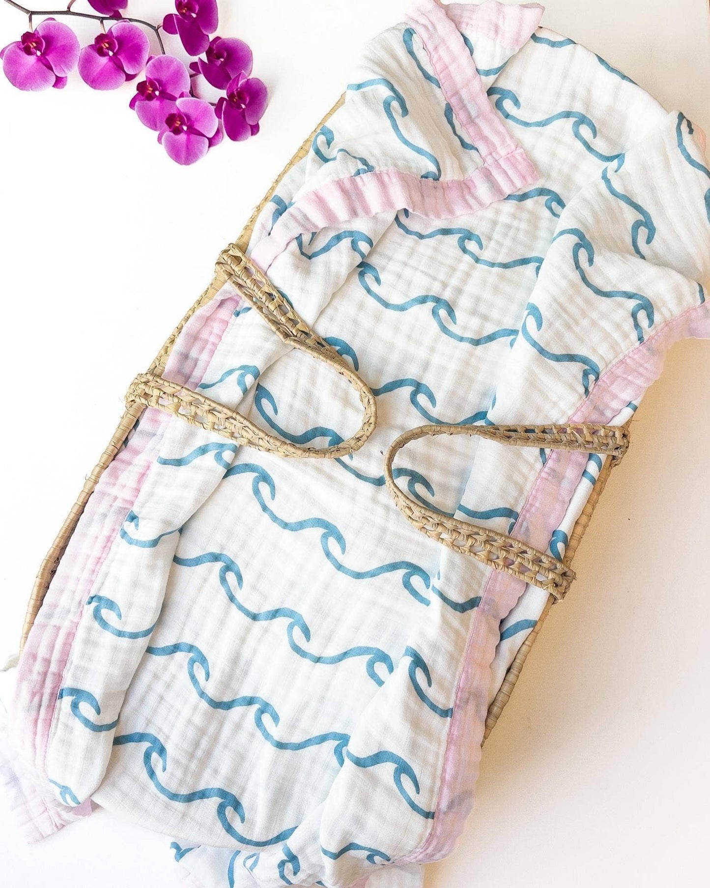 Endless Wave – Pink Trim | 6-Layer Organic Bamboo Muslin Baby Blanket