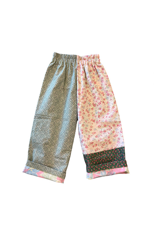 Mmoody Kids Pants || SIZE 4/5Y
