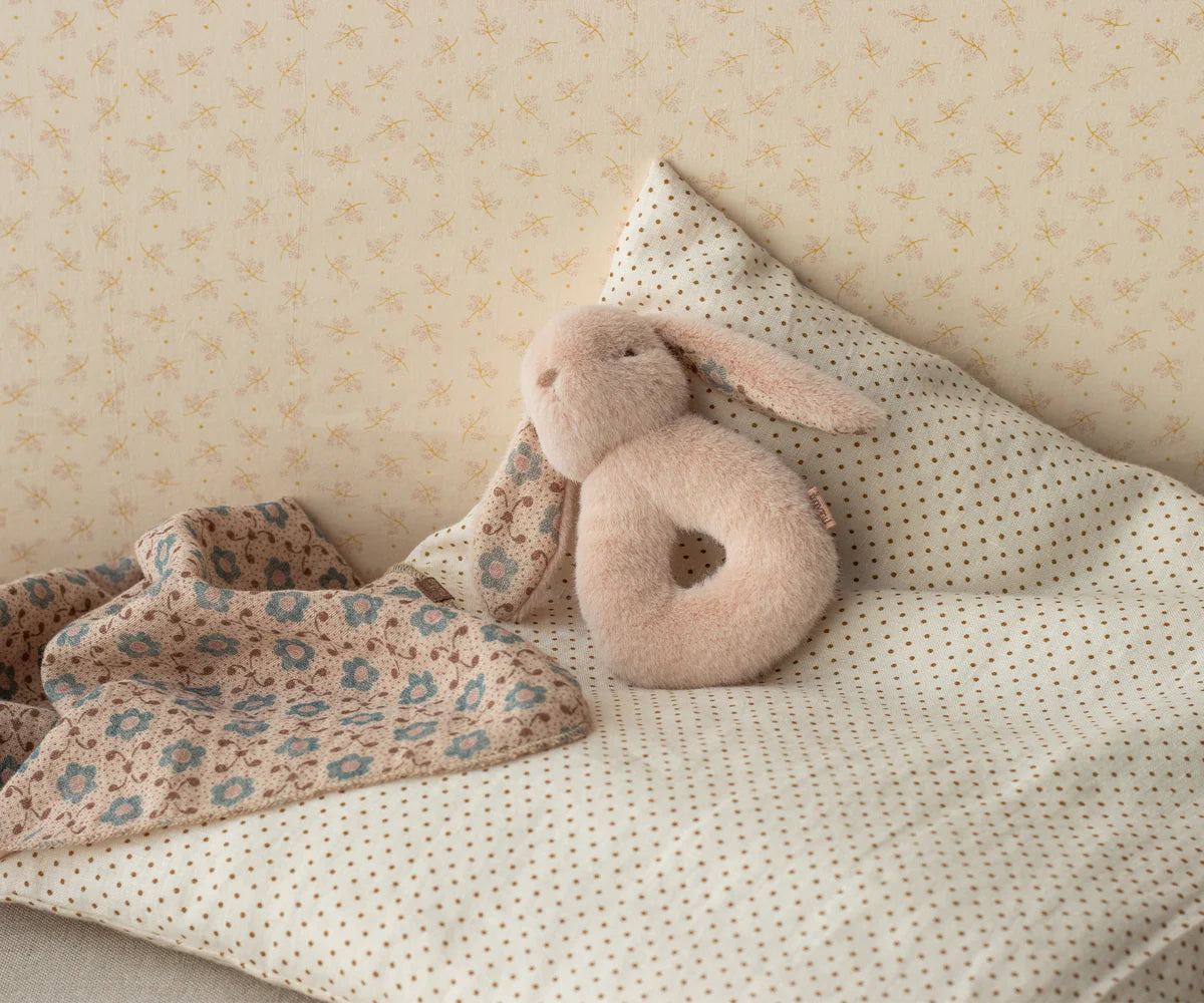 Rabbit Rattle Set - Powder