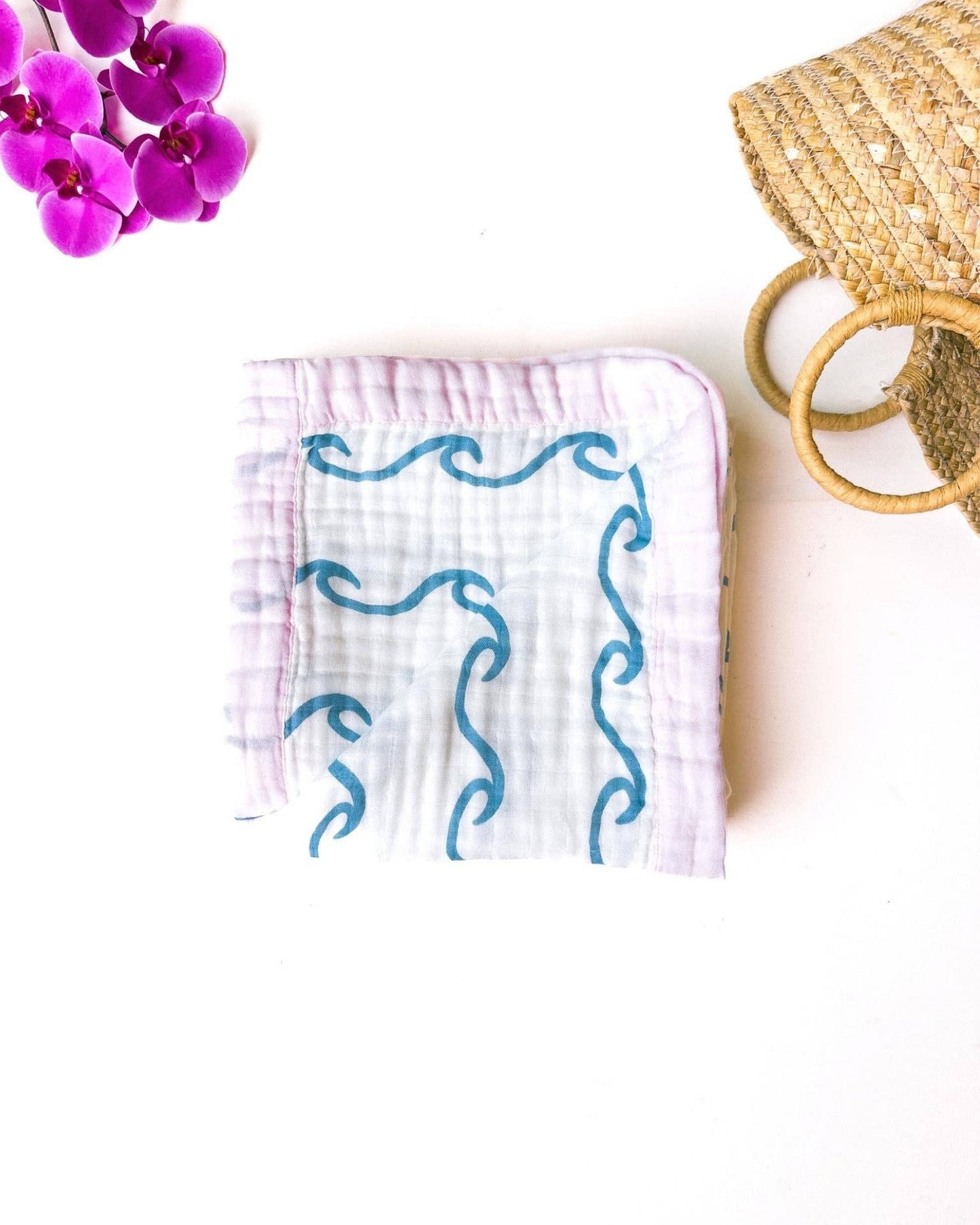Endless Wave – Pink Trim | 6-Layer Organic Bamboo Muslin Baby Blanket