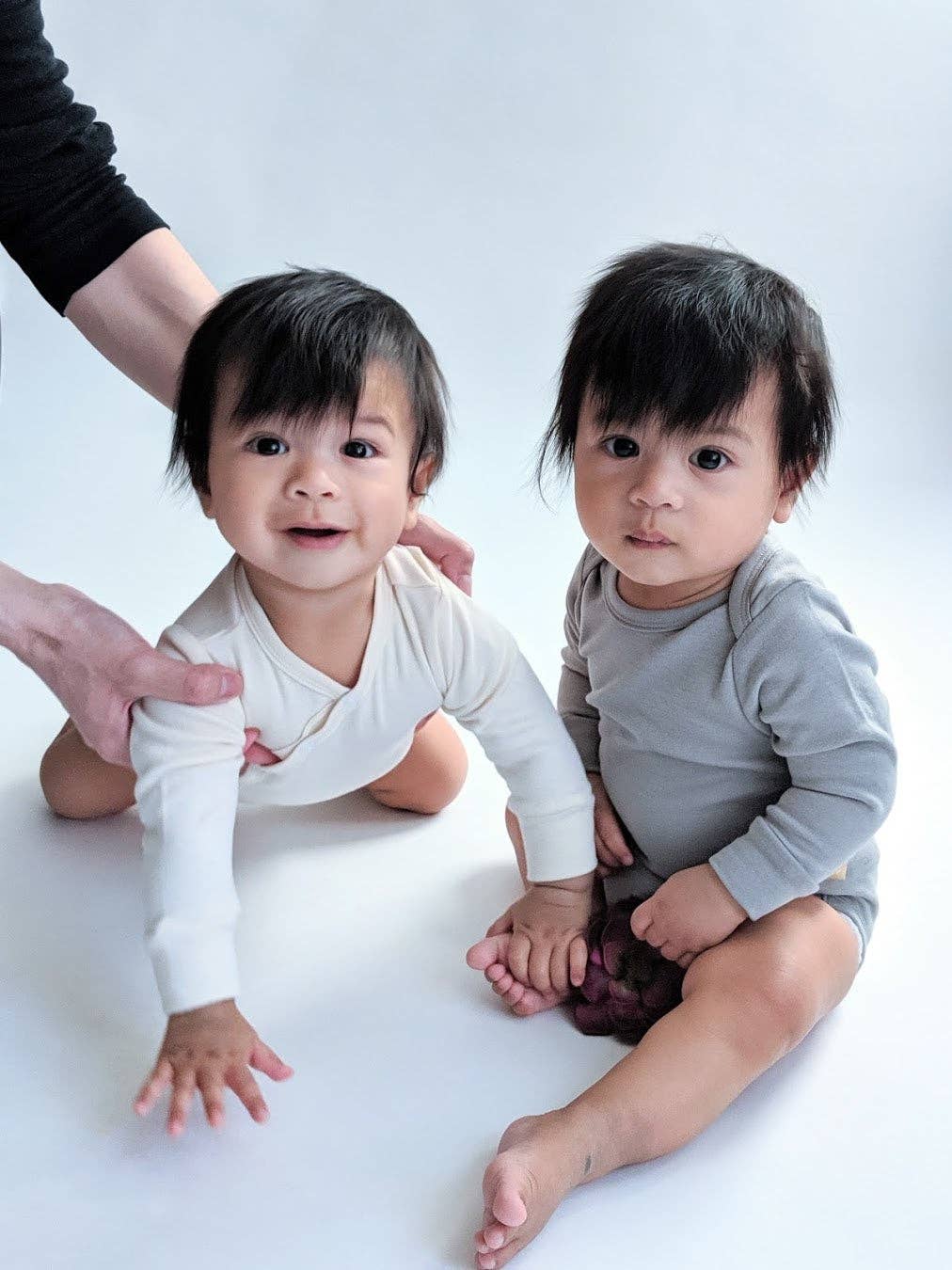 Long Sleeve Kimono Baby Bodysuit: Undyed