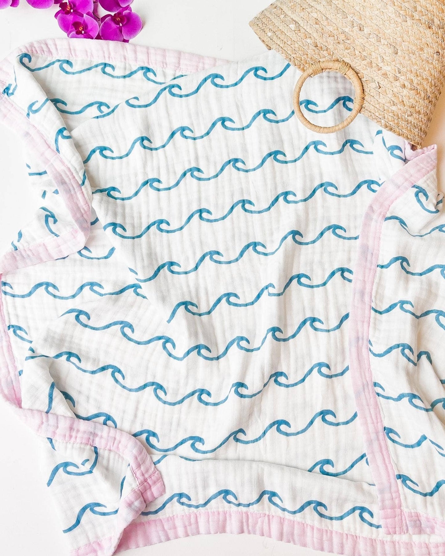 Endless Wave – Pink Trim | 6-Layer Organic Bamboo Muslin Baby Blanket