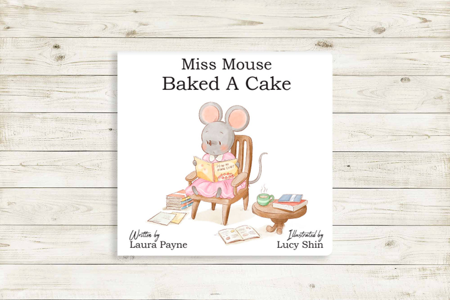 Miss Mouse Baked A Cake